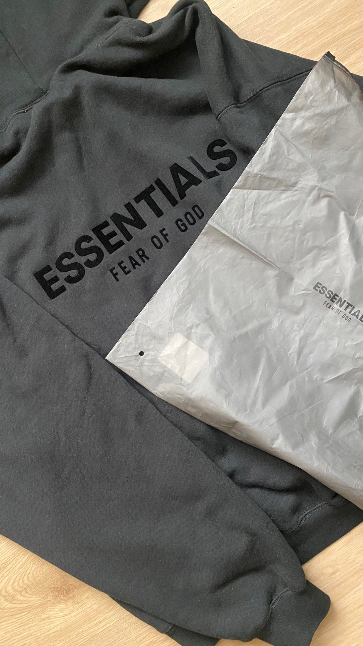 Essentials FOG SS22 Hoodie (Velvet)